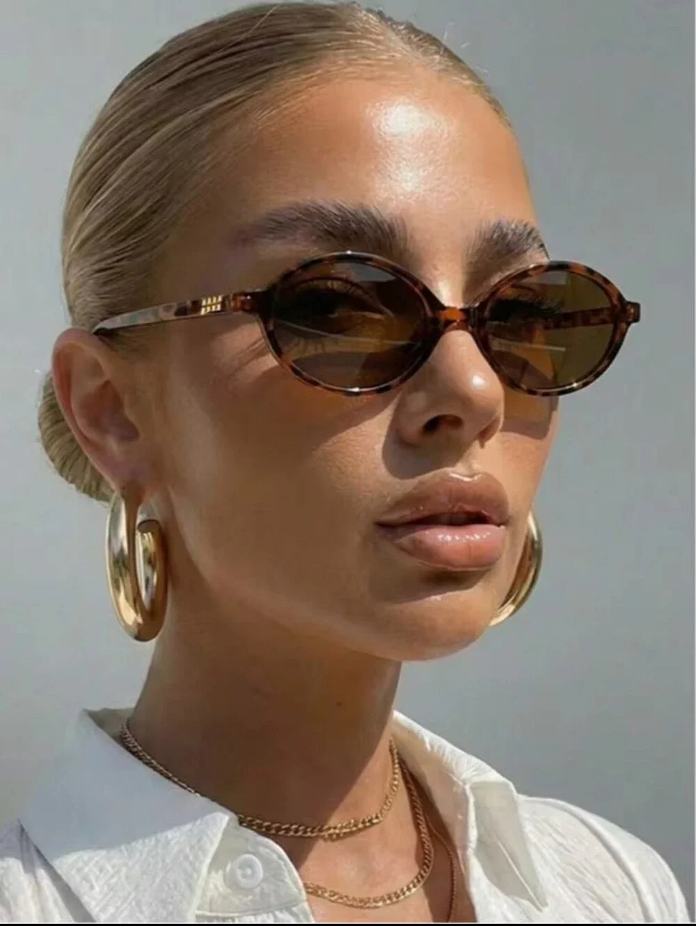 Tortoiseshell Oval Sunglasses - Brown Lenses